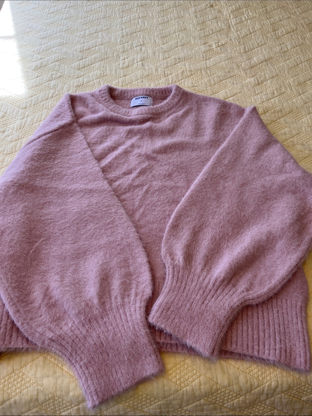 Old Navy Women's Dusty Rose Crewneck Sweater